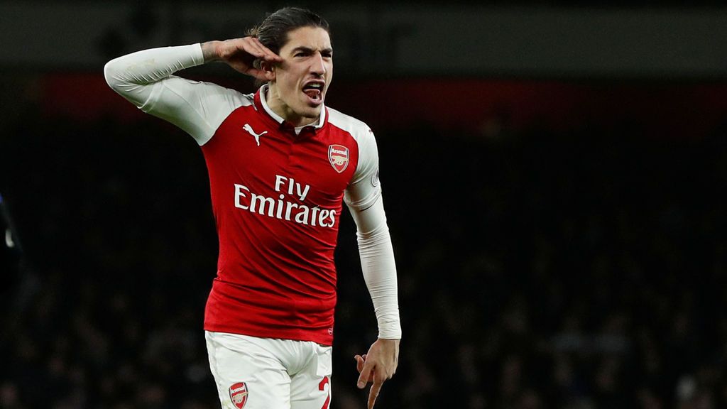 El look del futbolista Héctor Bellerín en la Fashion Week de Londres revoluciona a su 'haters'