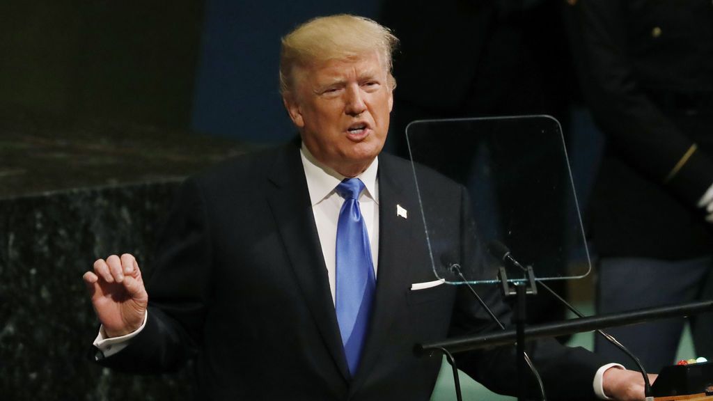 Trump ahora centra su política sobre los inmigrantes salvadoreños