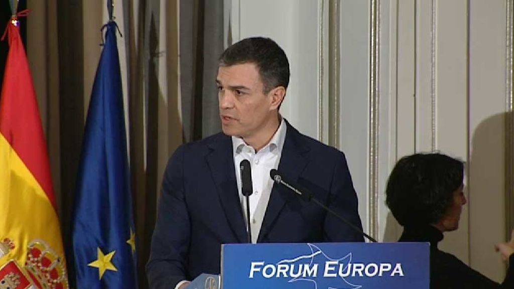 Pedro Sánchez propone financiar las pensiones con un impuesto a la banca