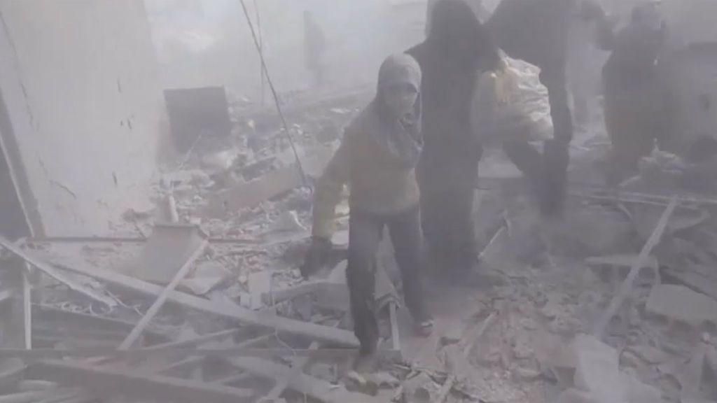 Un nuevo bombardeo del régimen sirio deja 20 muertos en Ghouta, entre ellos diez niños