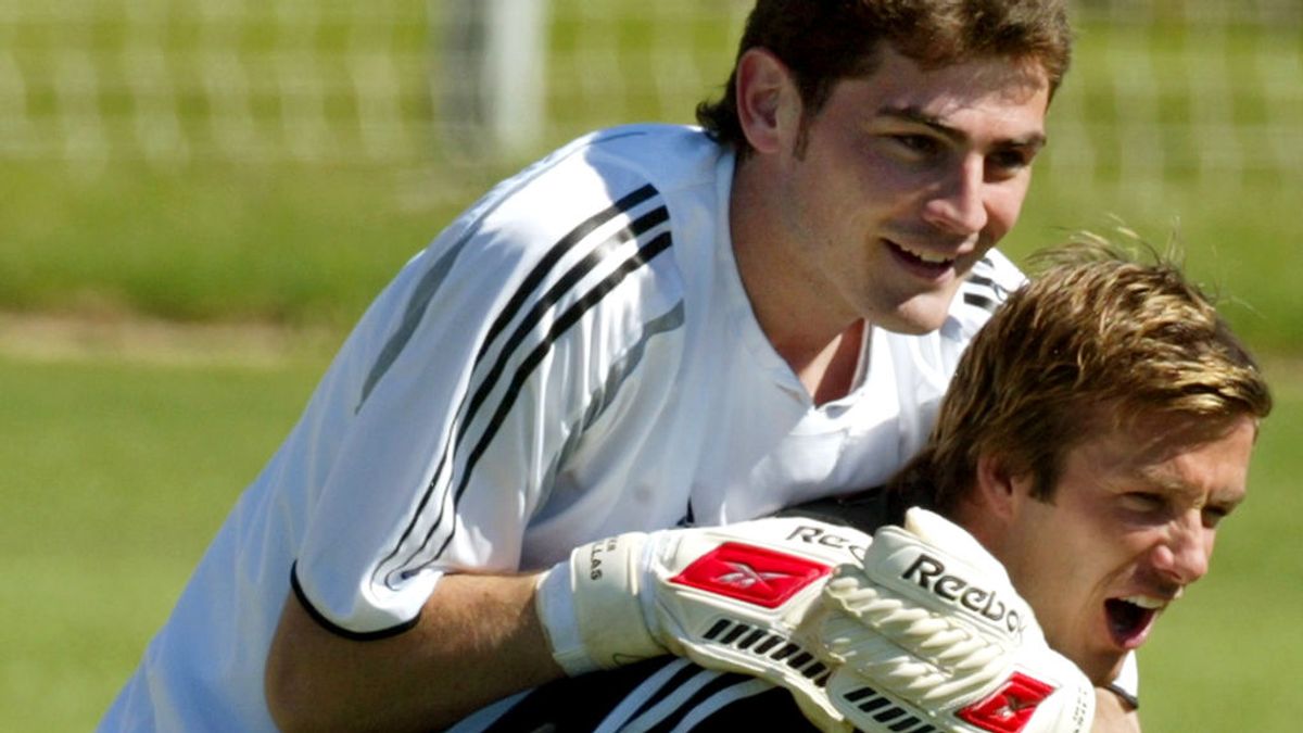 Iker Casillas invita a su pueblo de Navalacruz a David Beckham: "¡Very very cold!"