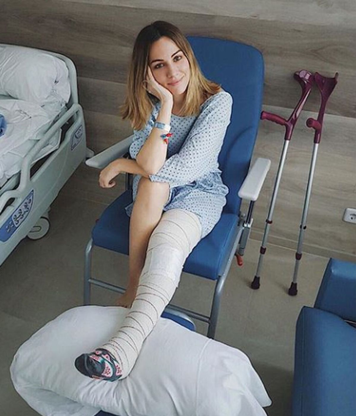 Edurne, tras su operación de rodilla: "Ha ido muy bien y en nada estaré como nueva"