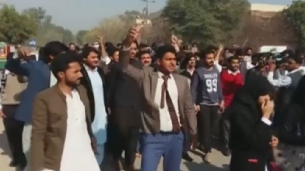 Dos muertos en las protestas organizadas en Pakistán contras las violaciones