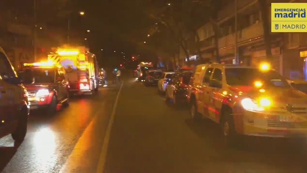 Imágenes tras el derrumbe en la discoteca 'La Suegra' de Carabanchel: 26 personas heridas, 11 de ellas trasladadas a hospitales
