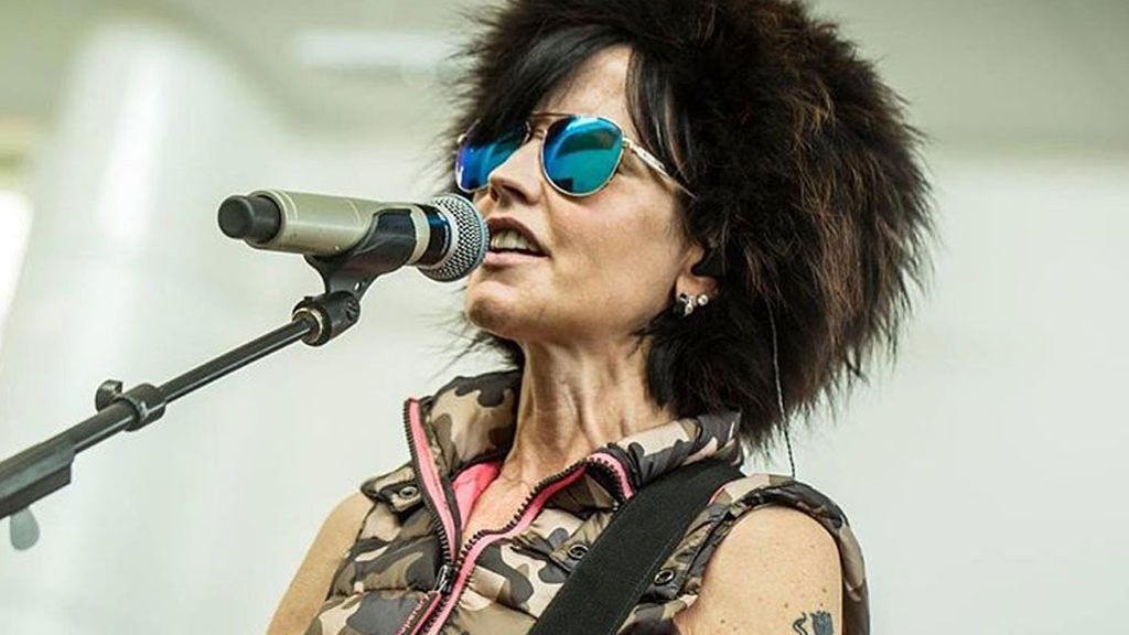 Exmarido, hijos... El entorno de Dolores O’Riordan, vocalista de The Crunberries