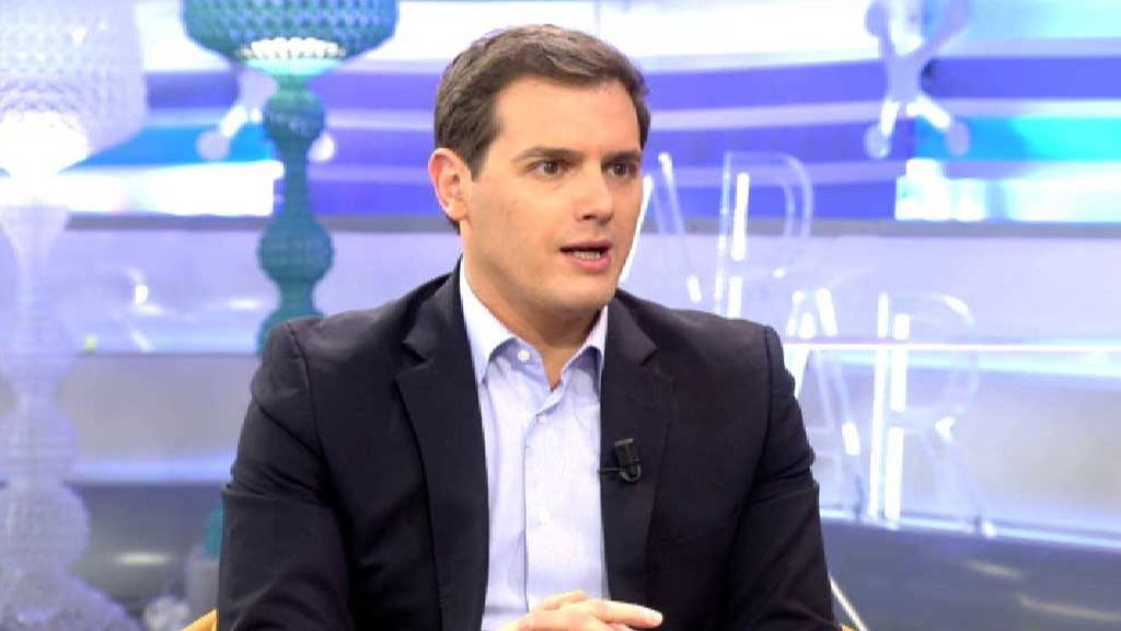 Rivera: “Vamos a apoyar que el PP tenga subgrupo parlamentario”
