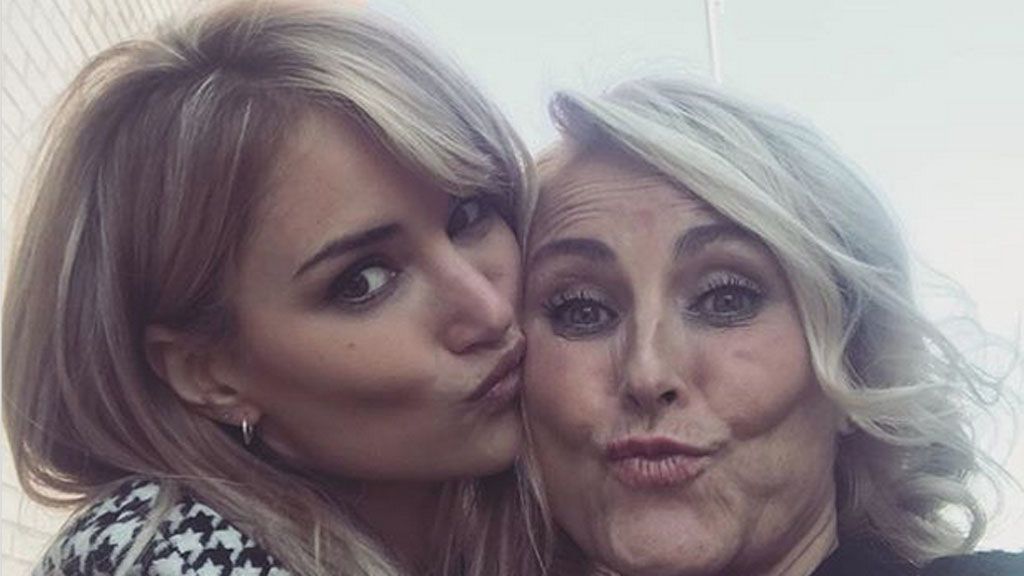 Alba Carrillo sorprende a su madre por su cumple: "Se lo merecía"