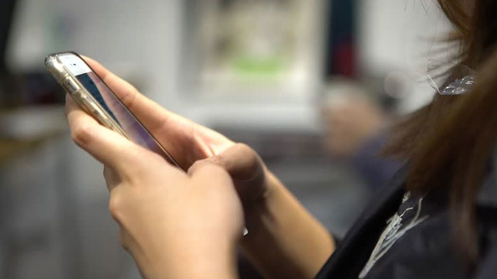 Los mensajes de WhatsApp de la manada de Albacete: ""Está para reventarla y dejarla medio muerta"