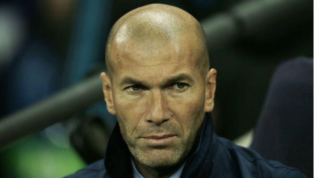 Zidane: "Yo no veo un Madrid sin Cristiano, él debe estar aquí, todos le quieren”