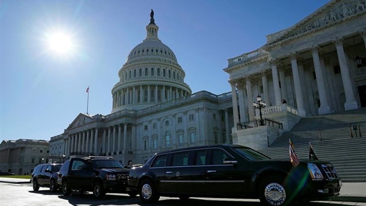 El Senado de EEUU trabaja para poner fin a la paralización del Gobierno federal