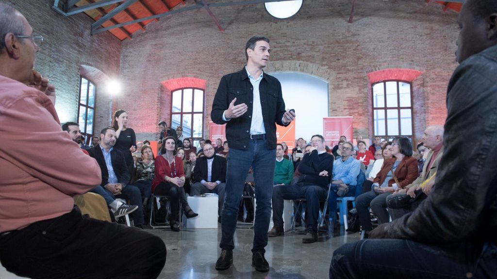 Pedro Sánchez: "La banca tiene que rescatar parte de las pensiones de este país"