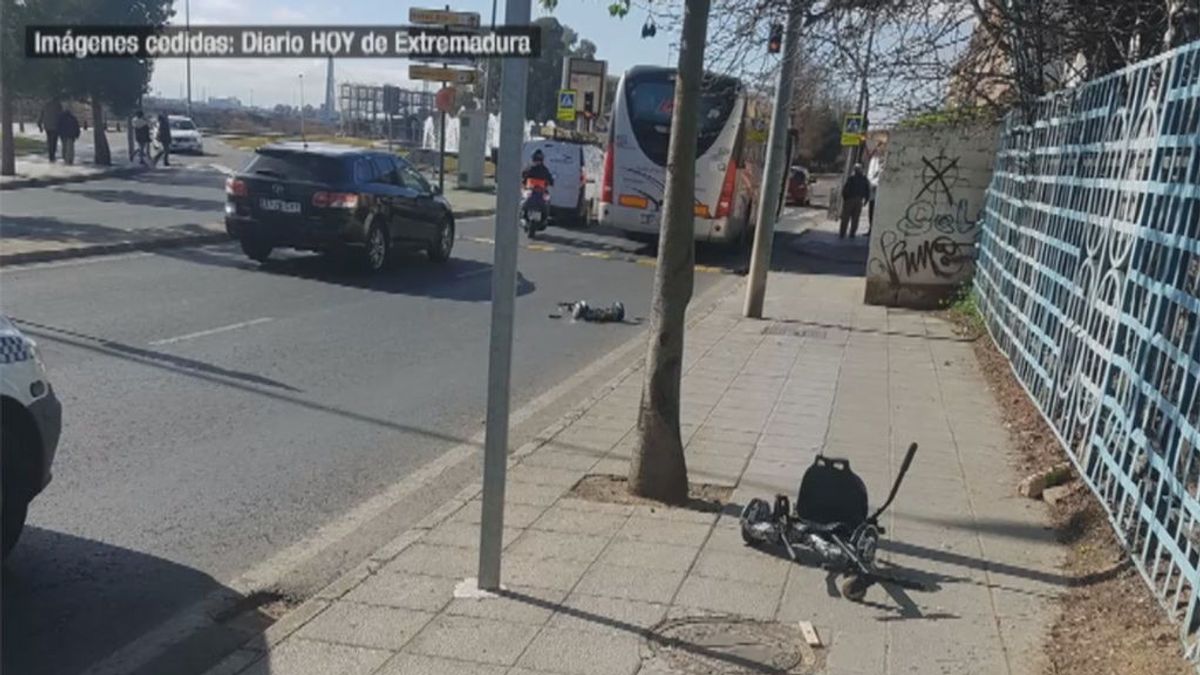 Muere un niño de cinco años atropellado por un autobús de línea en Badajoz