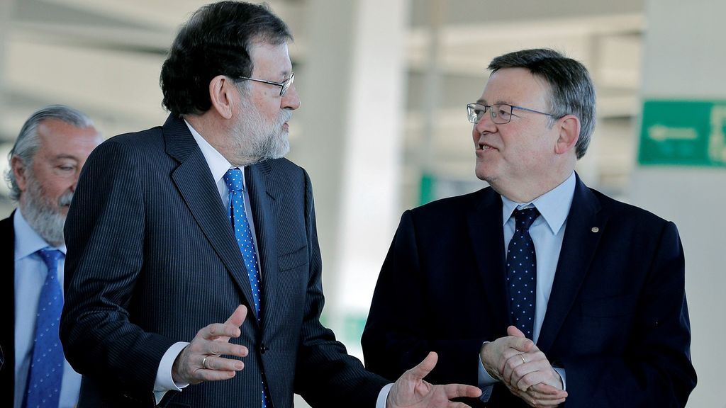 Rajoy inaugura el AVE a Castellón, que sufre una incidencia