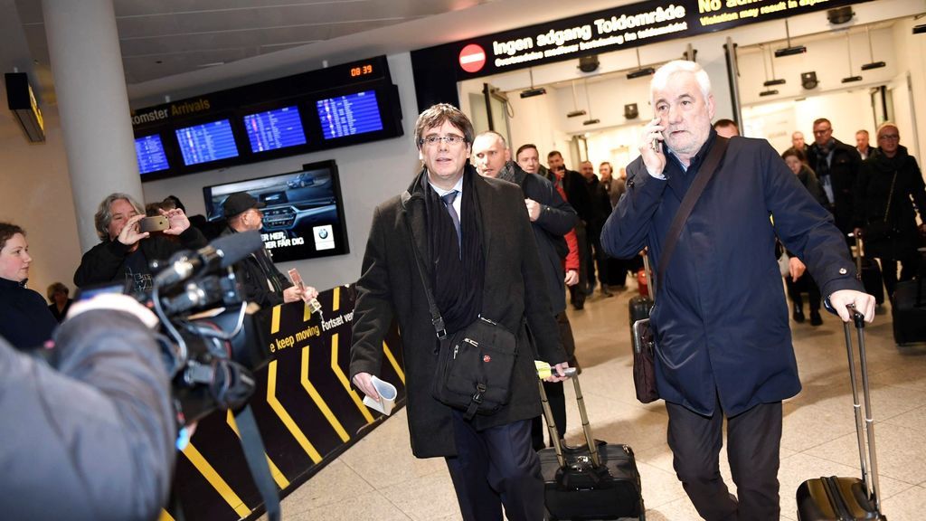 Puigdemont llega a Copenhague a riesgo de que el Supremo active su euroorden de detención