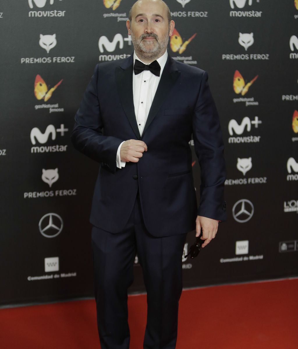 Javier Cámara, en esmoquin y pajarita, aspira a uno de los galardones