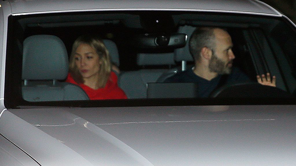 Andrés Iniesta fue acompañado por su mujer, Anna Ortiz