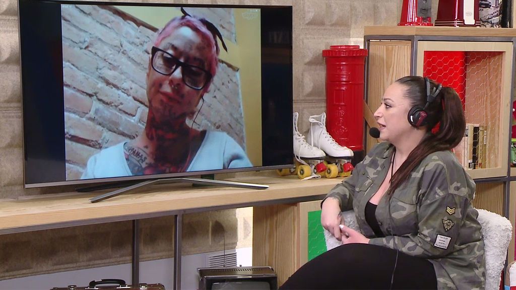 La mujer más tatuada de Europa: "La gente me ve como un trozo de carne con tinta"