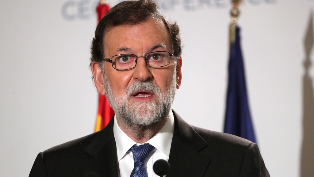 Rajoy:  "A día de hoy intentaré repetir como candidato"