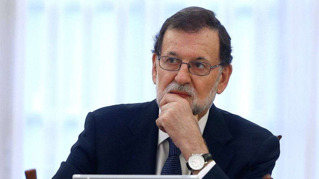Rajoy:  "A día de hoy intentaré repetir como candidato"