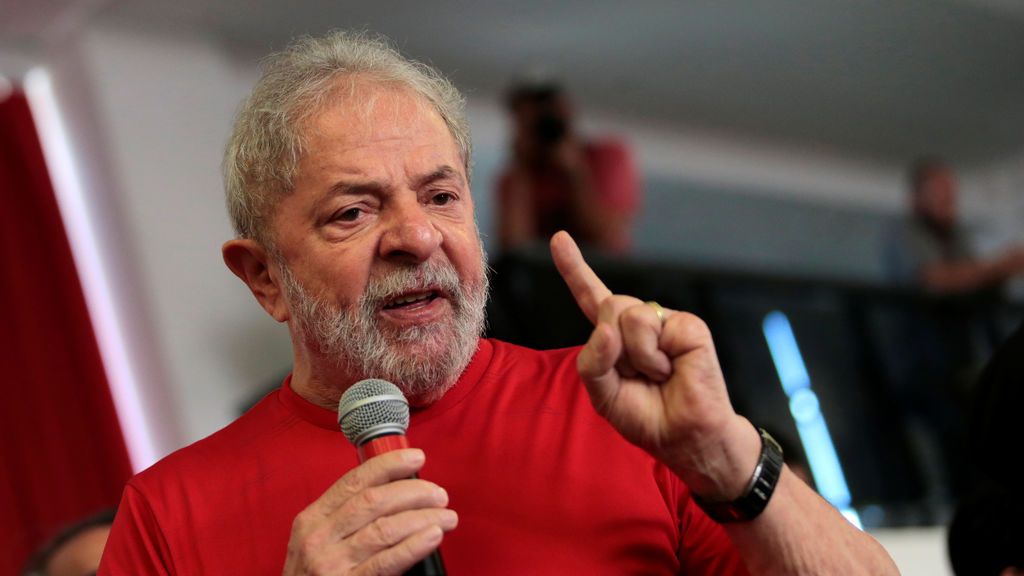 Lula  da Silva reitera que será candidato a las presidenciales de Brasil, pese a ser condenado