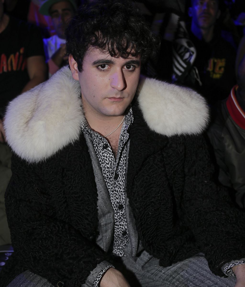 Laura Matamoros, Dafne, Sara Sálamo... 'Frontrow deluxe' en el desfile de María Escoté