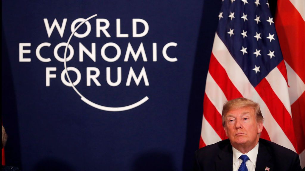 Trump aterriza en Davos para asistir al Foro Económico Mundial