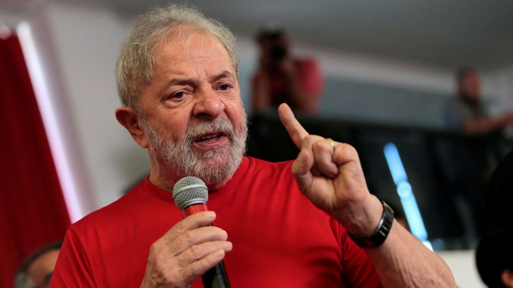 Lula  da Silva reitera que será candidato a las presidenciales de Brasil, pese a ser condenado