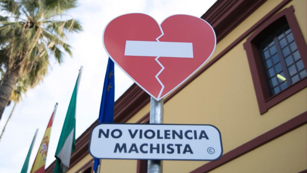 Las señales contra la violencia machista toman las calles de Málaga
