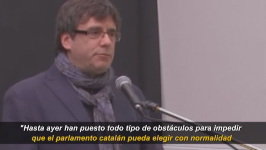 Puigdemont denuncia desde Bruselas los múltiples obstáculos para su investidura