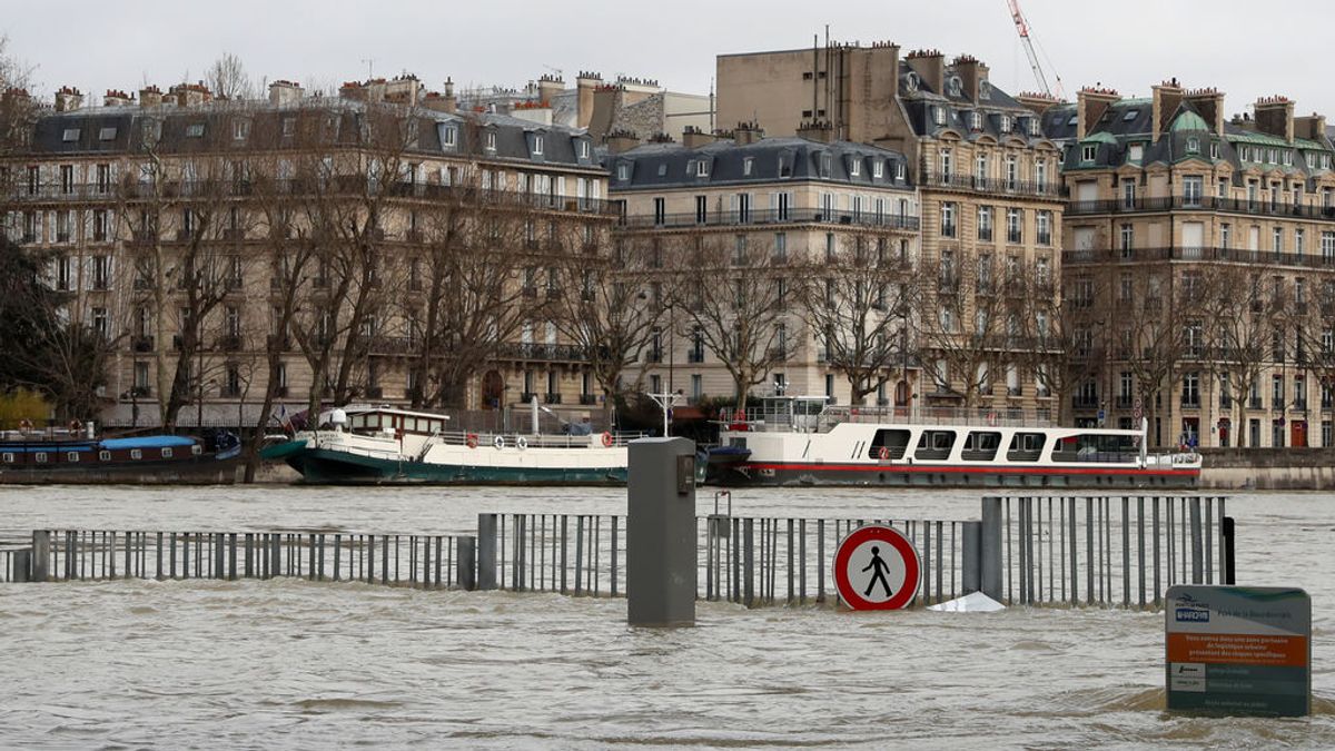 La crecida del Sena obliga a evacuar a 1.500 personas en París