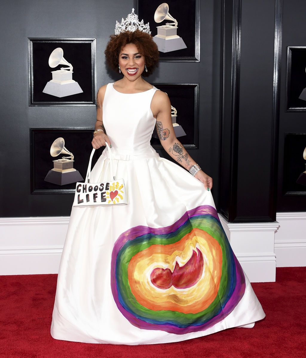 La alfombra roja de los Grammy foto a foto