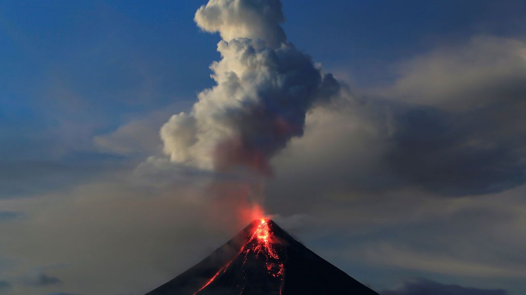 El volcán Mayón en Filipinas, una pesadilla para miles de personas tras una semana en erupción