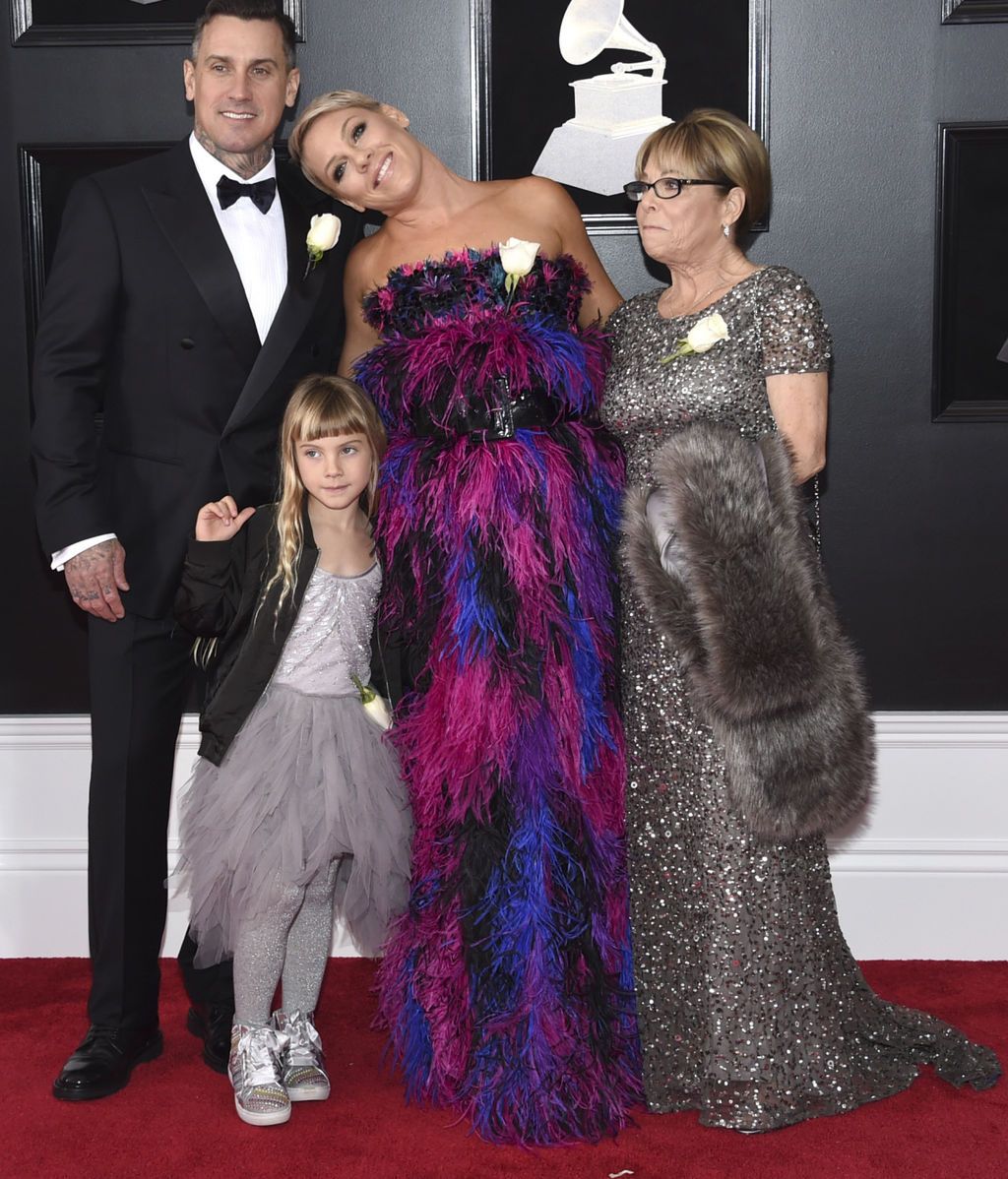 La alfombra roja de los Grammy foto a foto