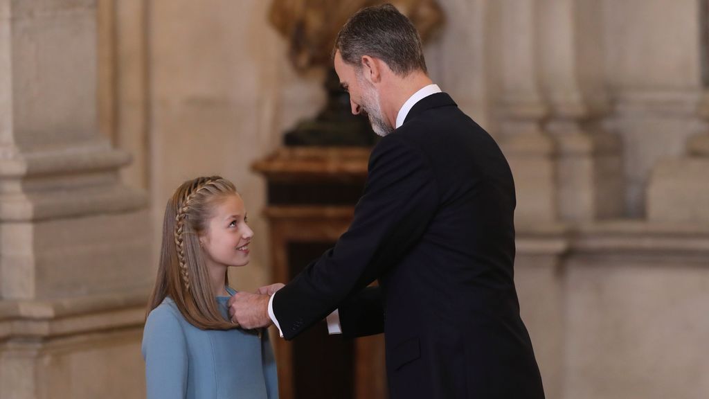 Felipe VI, tras entregar el Toisón de oro a la Princesa de Asturias: "Servirás a España con humildad"
