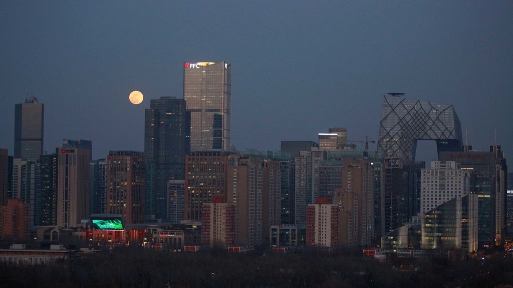 Hacía 150 años que no se veía nada igual: las imágenes del eclipse lunar y la superluna azul