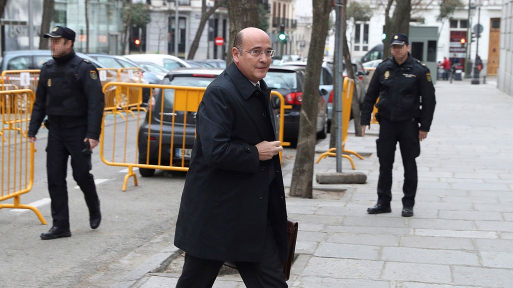 Pérez de los Cobos: "El cumplimiento de la Ley estaba por encima de la convivencia ciudadana"