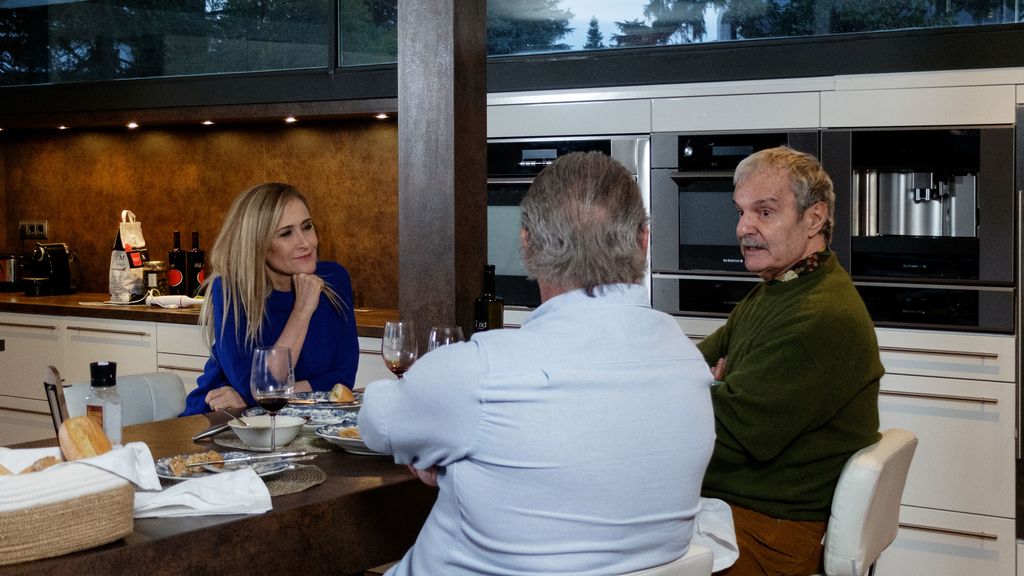 Bertín Osborne recibe a Cristina Cifuentes en 'Mi casa es la tuya'.