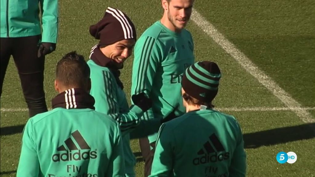 Zidane elogia a Cristiano en la vuelta del portugués a los entrenamientos