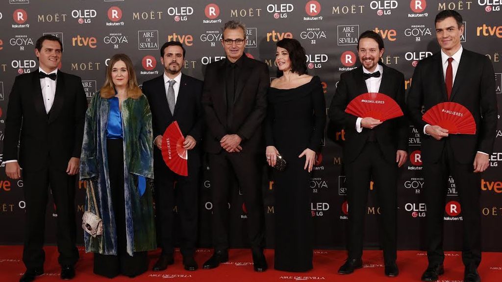 Rivera, Sánchez, Iglesias y Garzón, unidos en la alfombra roja pero no todos con abanico