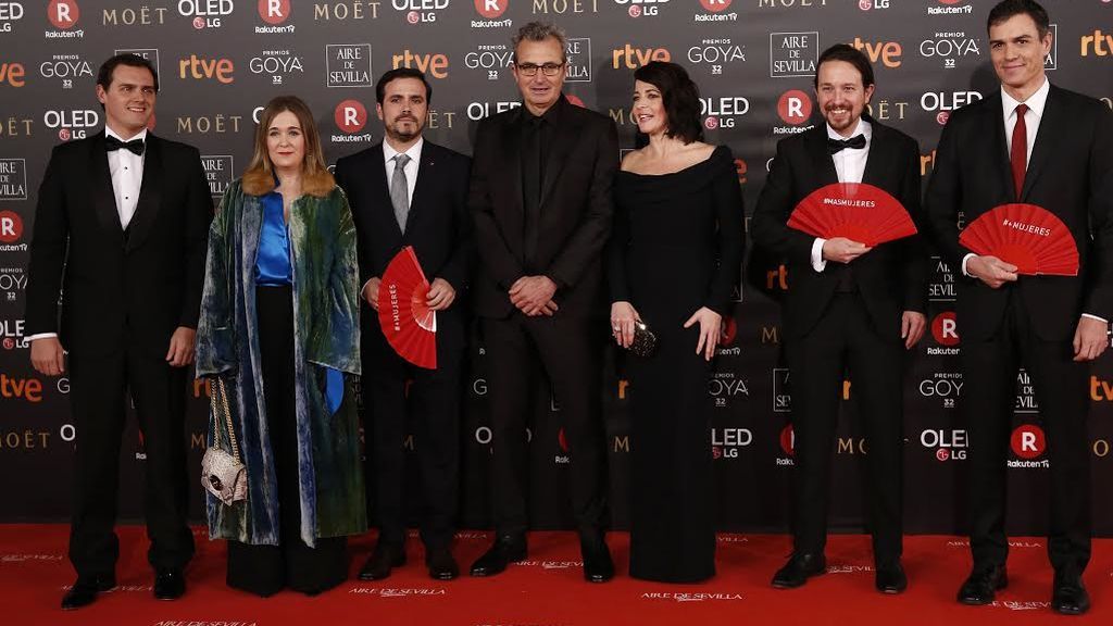 Rivera, Sánchez, Iglesias y Garzón, unidos en la alfombra roja de los Goya