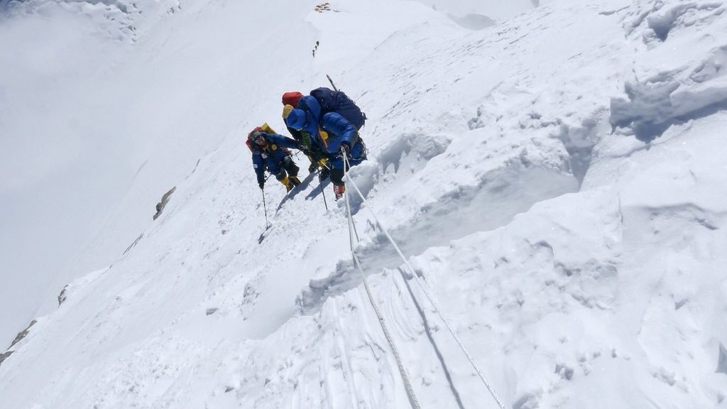 El alpinista Carlos Soria busca patrocinador para completar su reto