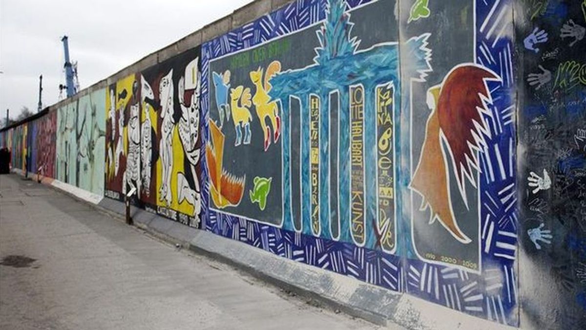 El Muro de Berlín cumple tantos días derribado como los que estuvo en pie