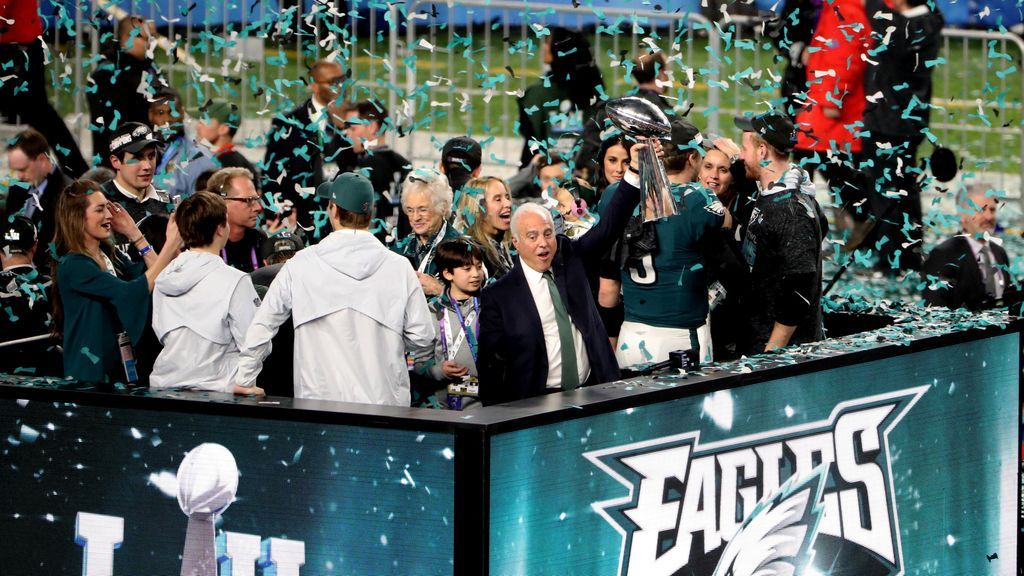 Victoria sobre los New England Patriots en el Super Bowl