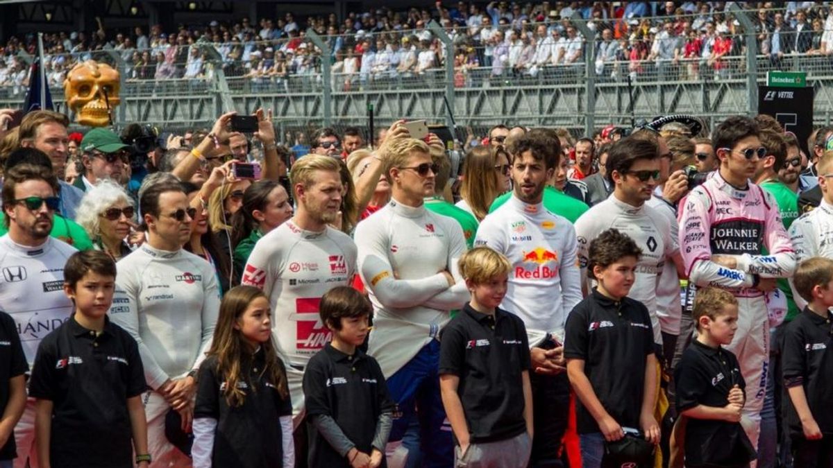 La Fórmula 1 empleará a niños para sustituir a las azafatas en las carreras