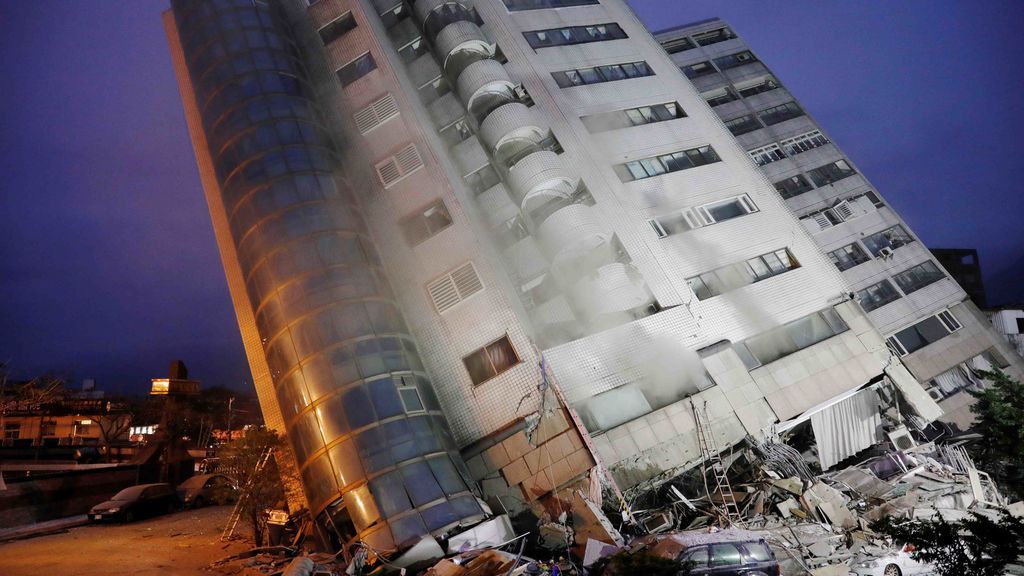 Cuatro muertos y 200 heridos en un terremoto registrado al noroeste de Taiwán