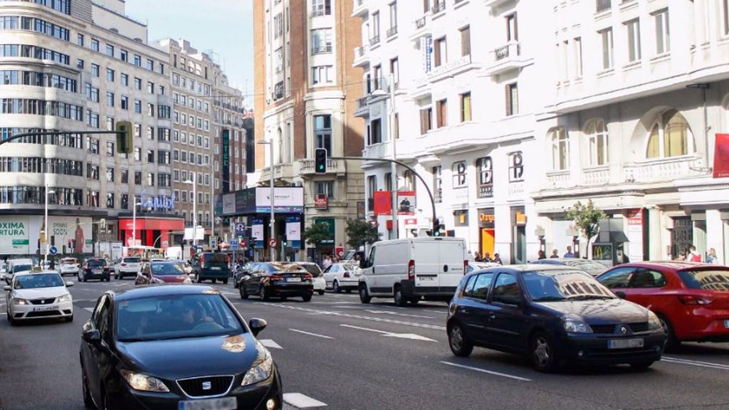 Tráfico en Madrid:  Límite de 30 km/h en calles de un carril por sentido