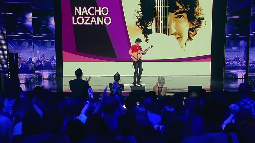 Nacho Lozano imita a varios artistas musicales y termina cantando los votos de Risto y Laura Escanes