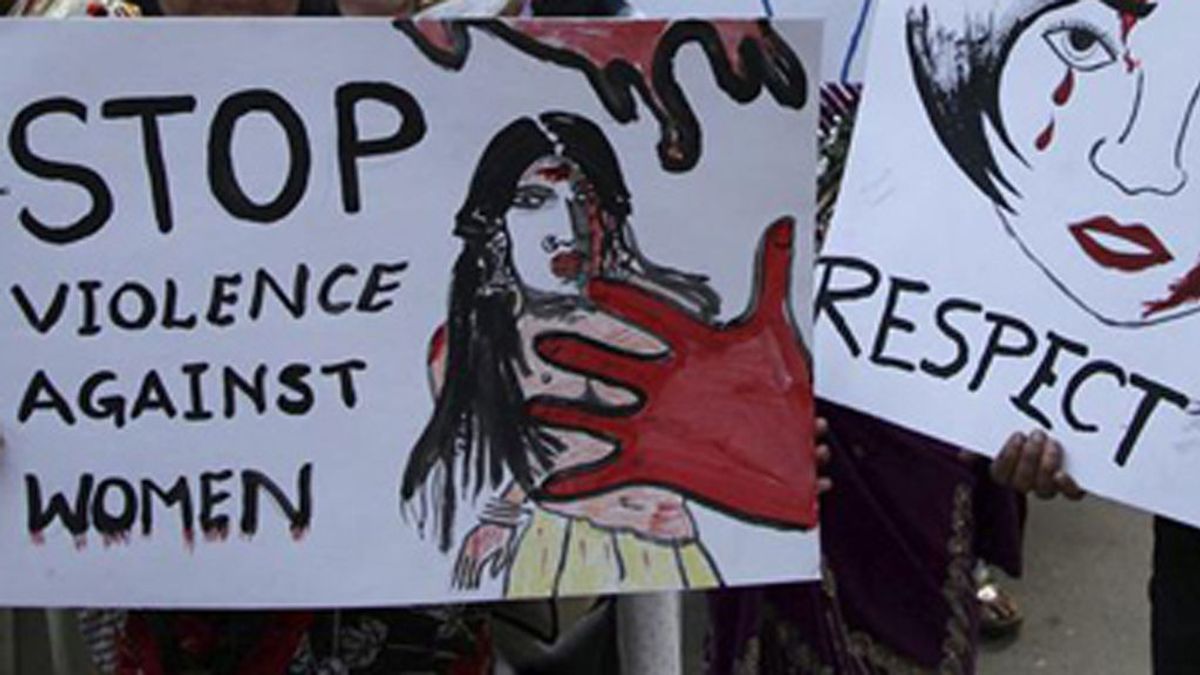 Detenido un policía indio por violar y asesinar a una niña de 8 años en Cachemira