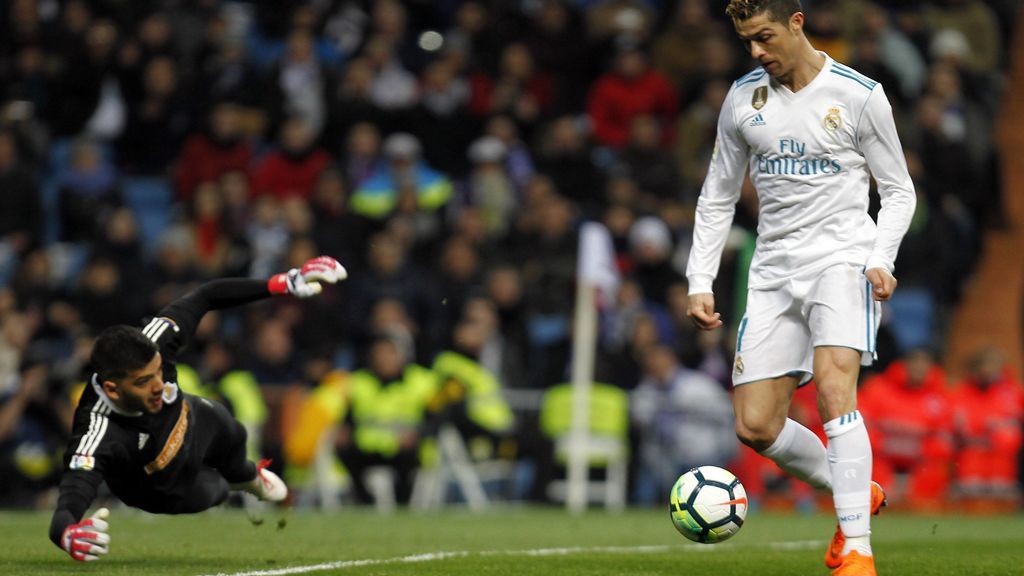 Suena la Champions y Cristiano se transforma: así avisó al PSG con sus goles a La Real