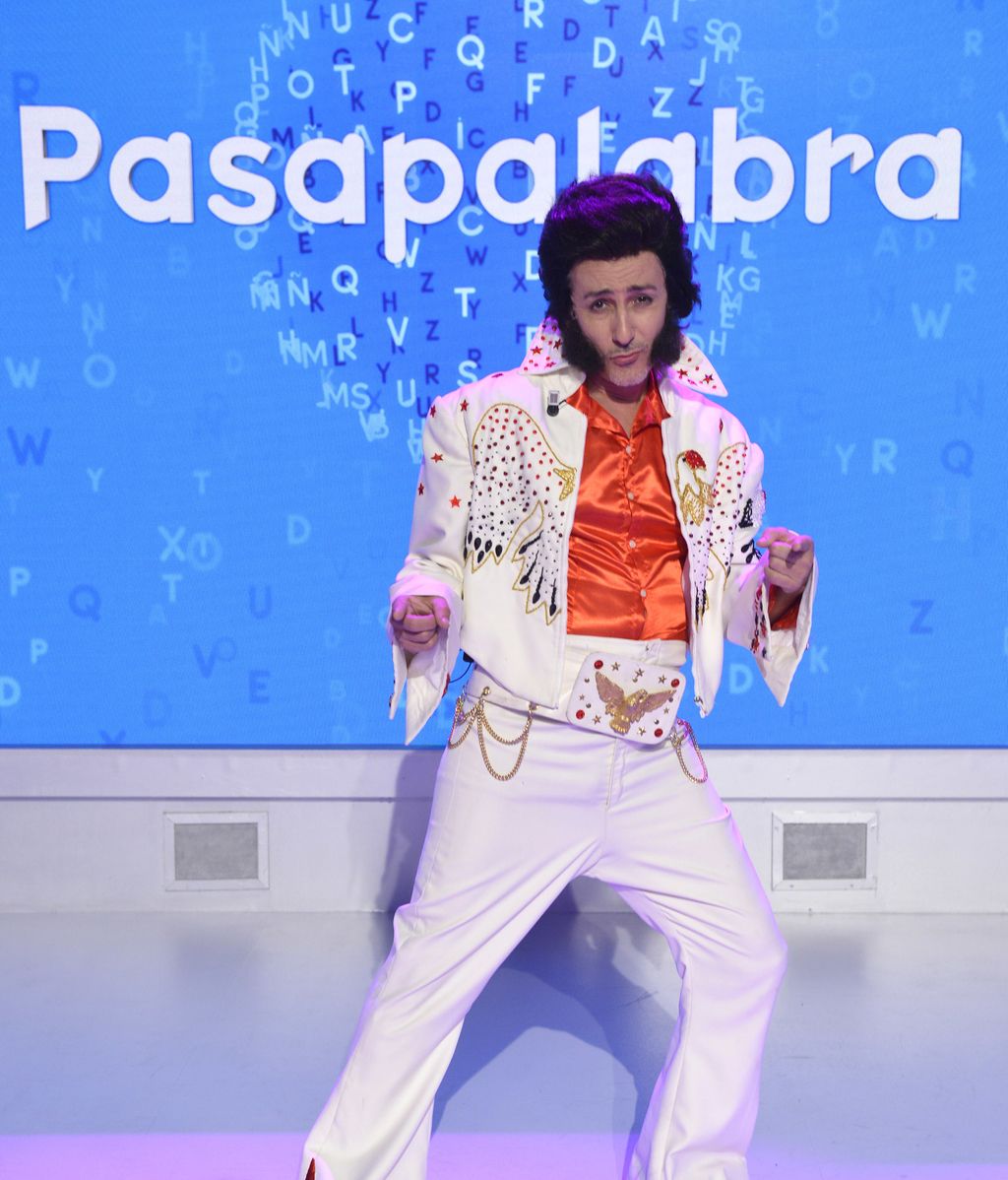 ¡'Pasapalabra' se viste de Carnaval rockero con Lorena, Adrián Rodríguez, Nerea Garmendia y David Fernández!